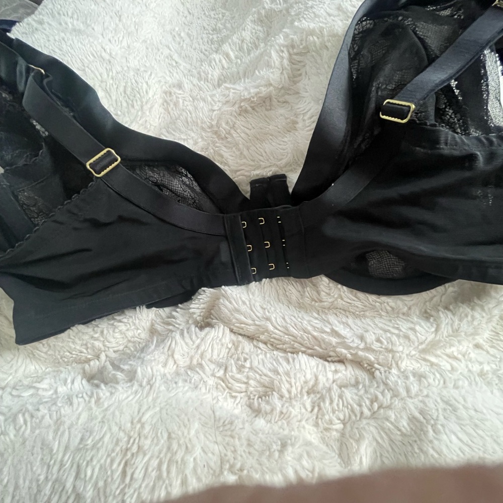 Cacique Black Lace Underwire Bra - Picture 4 of 5